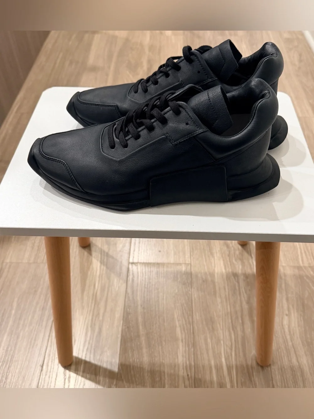Rick Owens Black Leather Low-Top Runner Sneakers